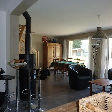 Ferienhaus Belle Vue Sur Montagnes Proche Centre 2 Salons Et Jardin Barcelonnette